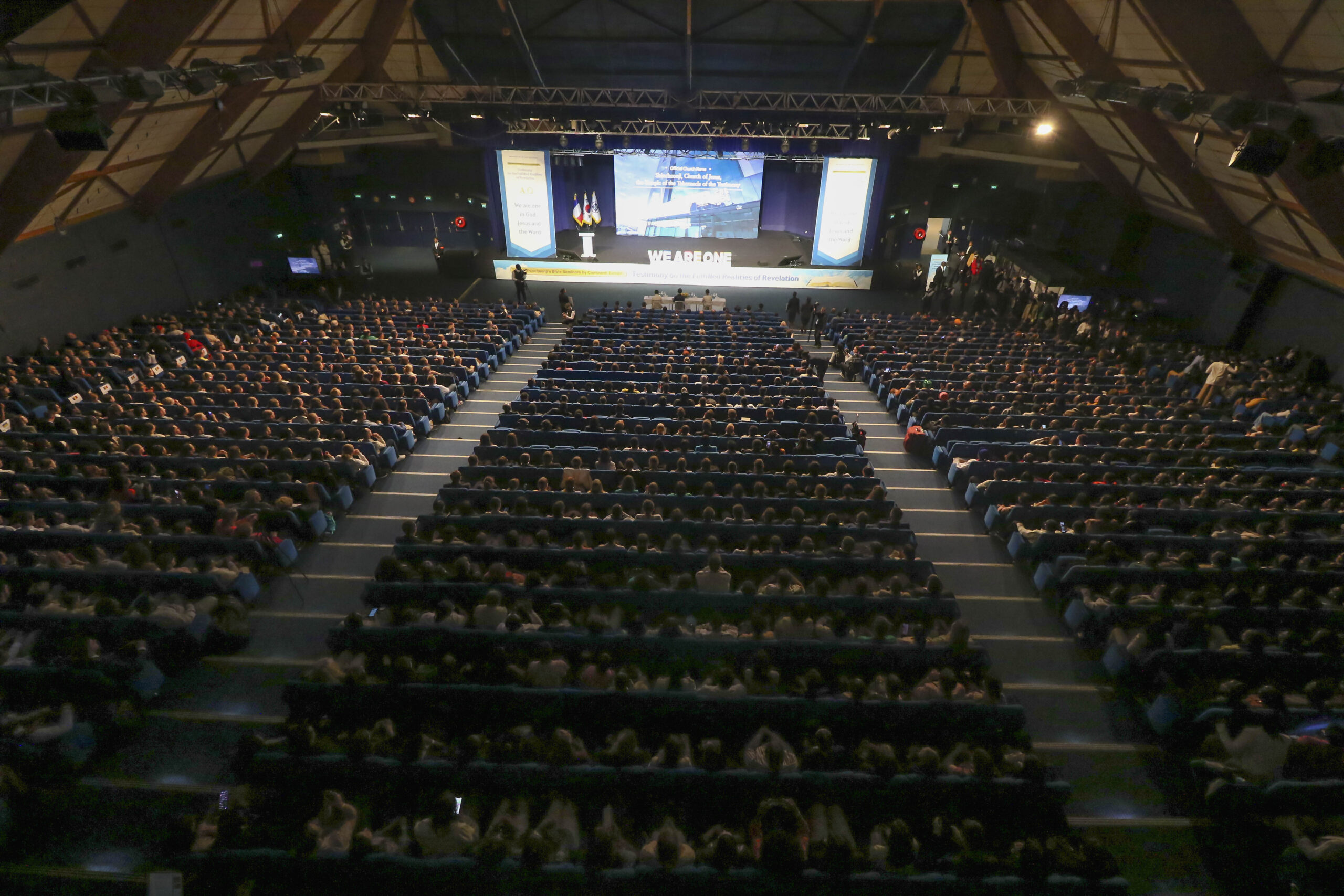 Erneuerung des Christentums in Europa: Global Pastor Conference 2024 in Paris ein voller Erfolg Erneuerung des Christentums in Europa: Global Pastor Conference 2024 in Paris ein voller Erfolg